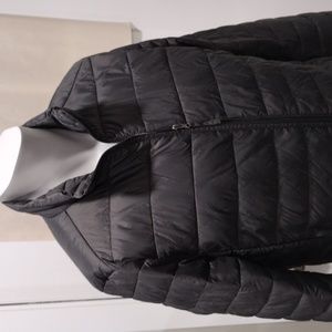 Amazon Essentials gray puffer jacket. NWOT. Medium